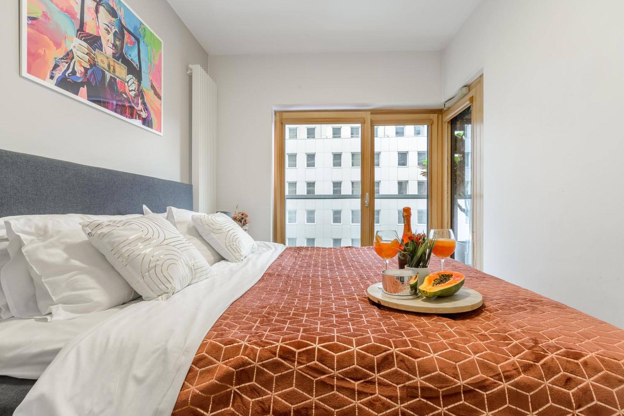 Lumina Premium Apart Near Mennica Residence Varşovia Exterior foto