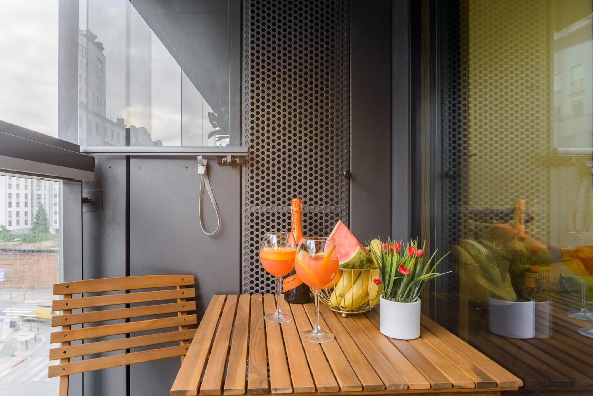 Lumina Premium Apart Near Mennica Residence Varşovia Exterior foto